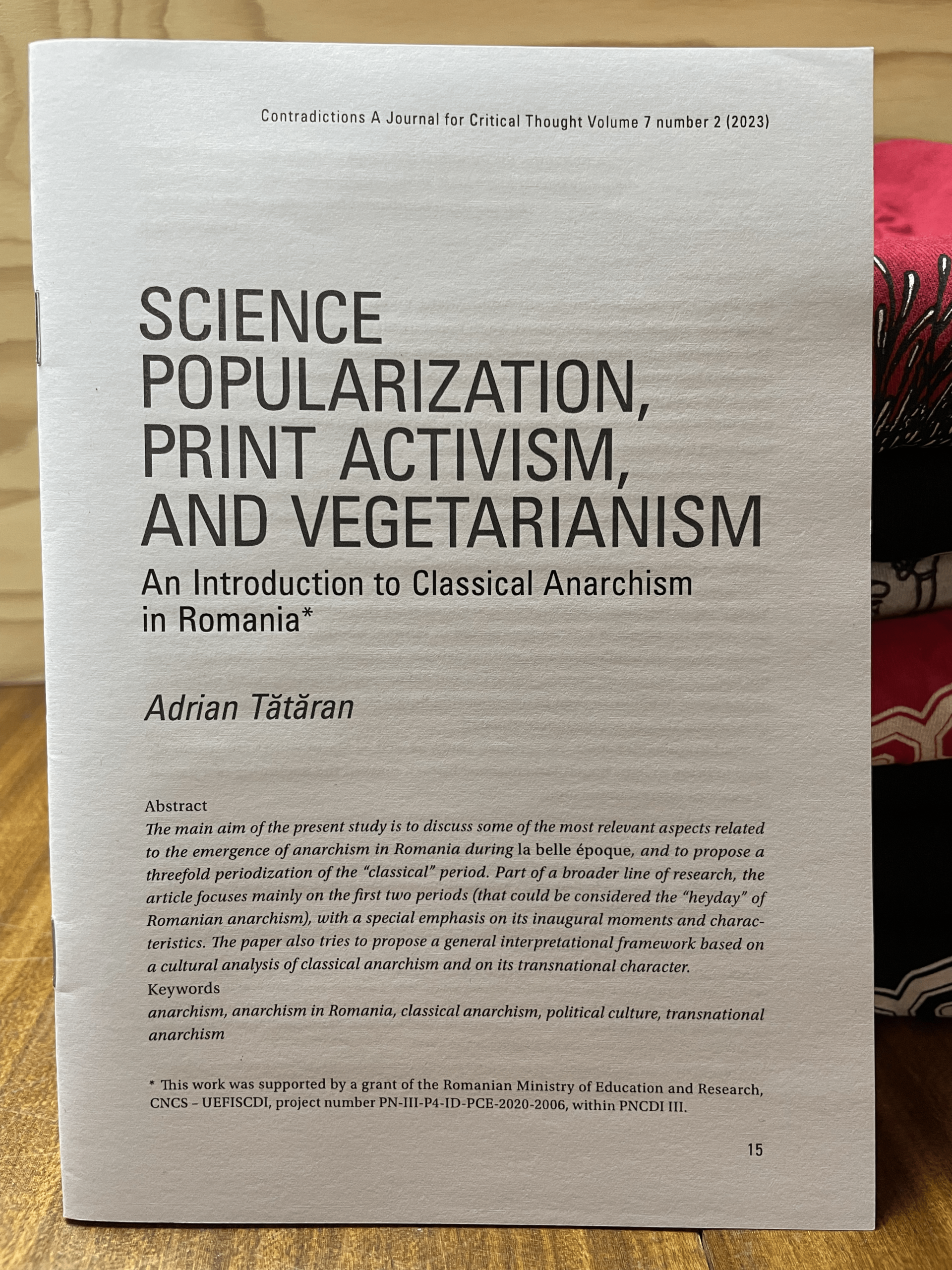 zine: science popularization, print activism, and vegetarianism